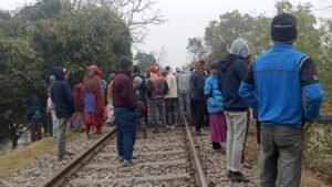 ঝিনাইদহে ট্রেনে কাটা পড়ে যুবকের মৃত্যু