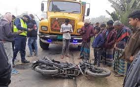 ঝিনাইদহে পৃথক সড়ক দুর্ঘটনায় ৩ জন নিহত