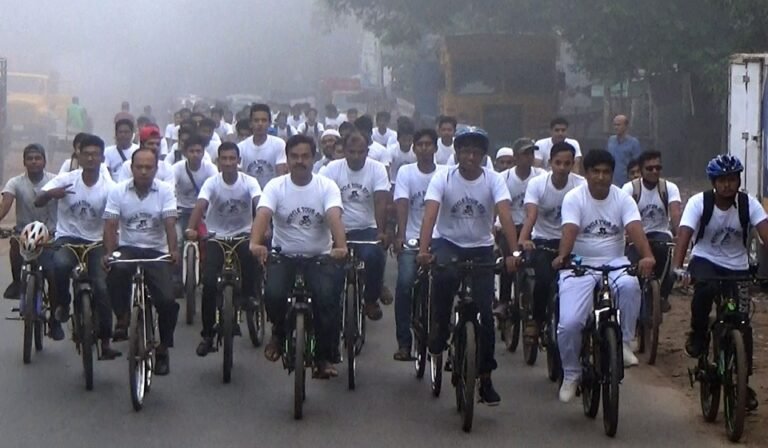 ঝিনাইদহে মাদক বিরোধী বাইসাইকেল র‌্যালি